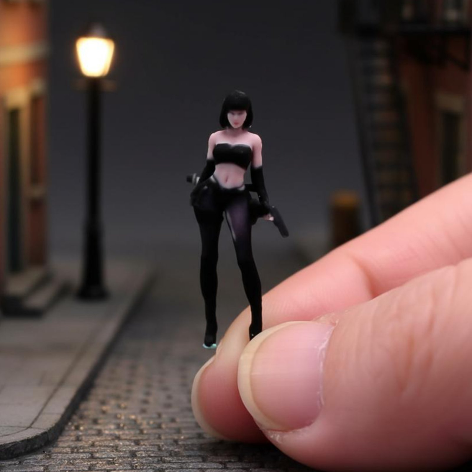 Figura de espía femenina a esc - Photography Year reseña y precio